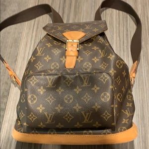 Louis Vuitton Montsouris Monogram
